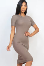 Cargar imagen en el visor de la galería, Ribbed Bodycon Midi Dress
