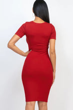 Cargar imagen en el visor de la galería, Ribbed Bodycon Midi Dress
