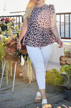 Load image into Gallery viewer, Plus Size Round Neck Back Button Leopard Print Top
