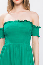 Cargar imagen en el visor de la galería, Flowy Off The Shoulder Dress
