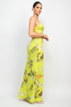 Cargar imagen en el visor de la galería, Scoop Tropical Print Maxi Dress
